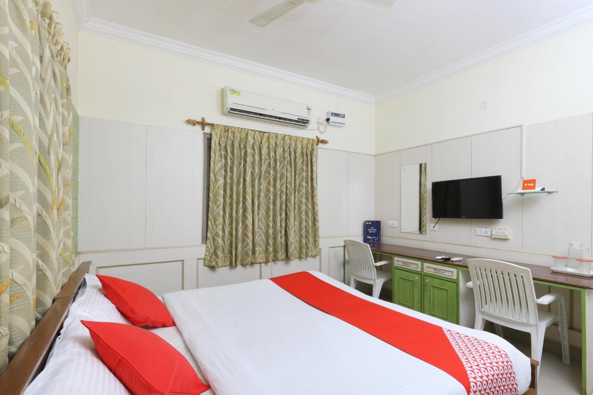 Collection O Tranquil Nest Hotel Ченай Екстериор снимка